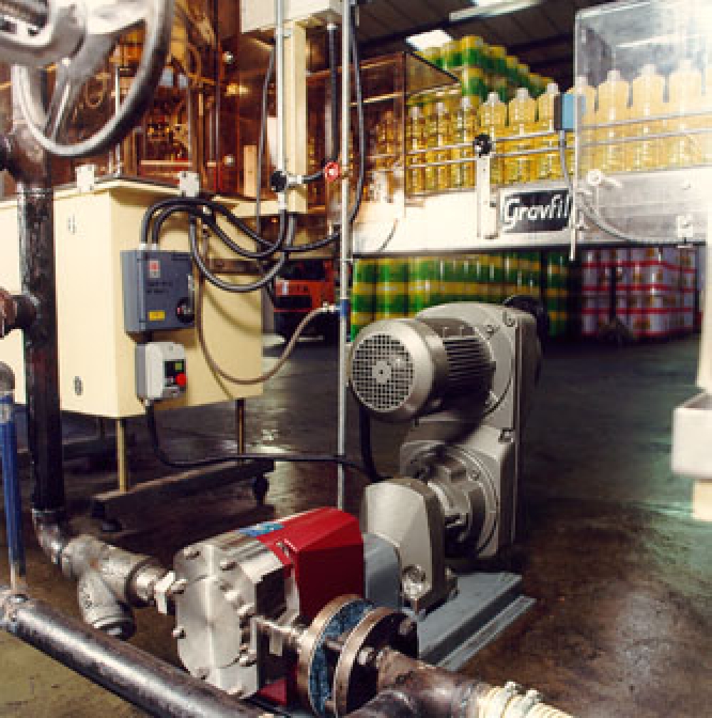 Pompy Alfa Laval do różnych środków spożywczych - Jako uznany lider na rynku technologii pompowania ALfa Laval stoi w pierwszym szeregu dostawc&oacute;w pomp krzywkowych dla proces&oacute;w wytw&oacute;rczych porcjowanej żywności.
